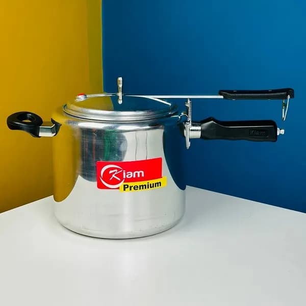 Kiam Classic Pressure Cooker - 5.5L